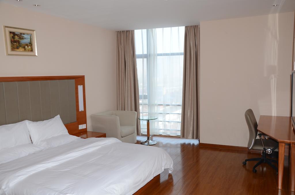 Starway Hotel Rugao Haiyang South Road Zimmer foto